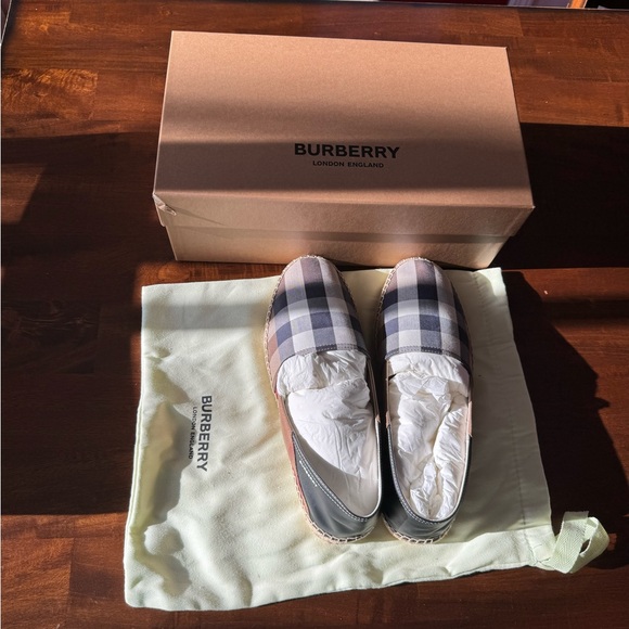 Men’s Burberry Espadrilles - Picture 5 of 6